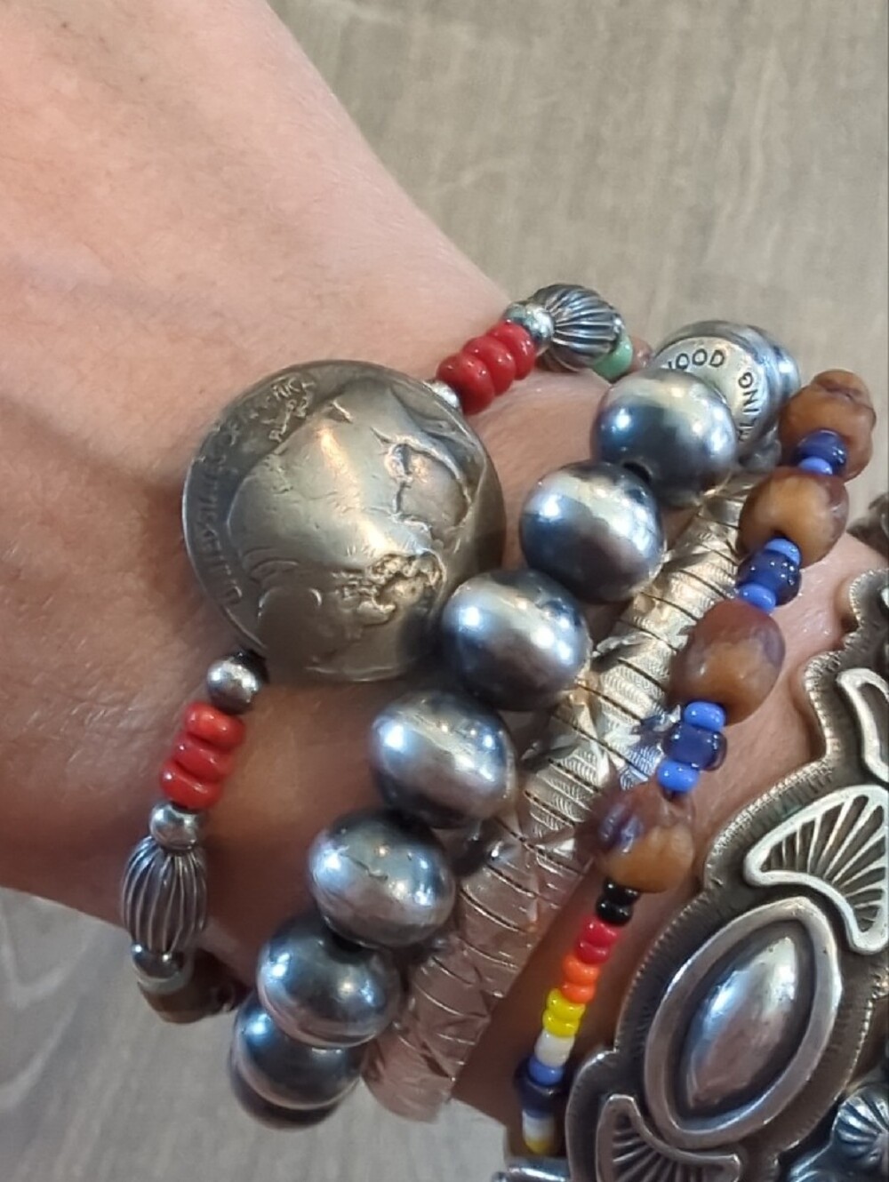 Navajo Handmade Buffalo Nickel Sterling Apple Coral Ghost Bead Bracelet - Picture 10 of 11